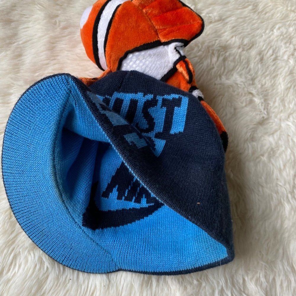 Nike Kids Hat Nemo Disney Costume Novelty Just Do It Knit Cap - Picture 8 of 9